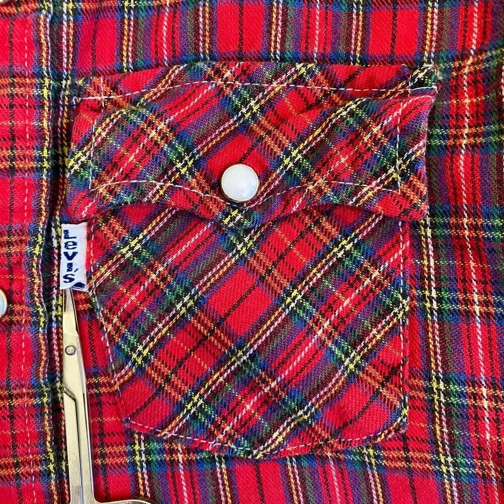 Levis Kids Vtg 90s Pearl Snap Western Button Down Shirt Red Plaid Made in USA